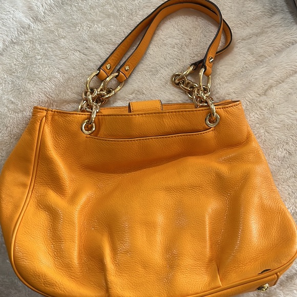 Michael Kors Fulton chain medium shoulder tote vintage yellow - Picture 2 of 3
